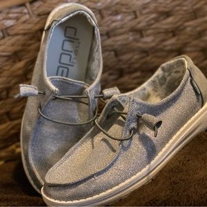 Women’s Hey Dude size 7, EUC worn once